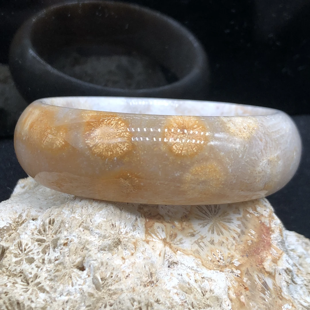 合金手镯 54+⭕口皮花带骨骼雏菊花手镯特价不退换081