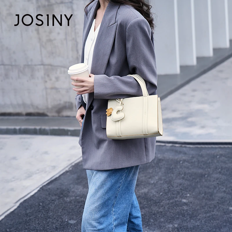 卓诗尼2024新款网红洋气时尚百搭女士小众单肩肩包休闲手提包ins