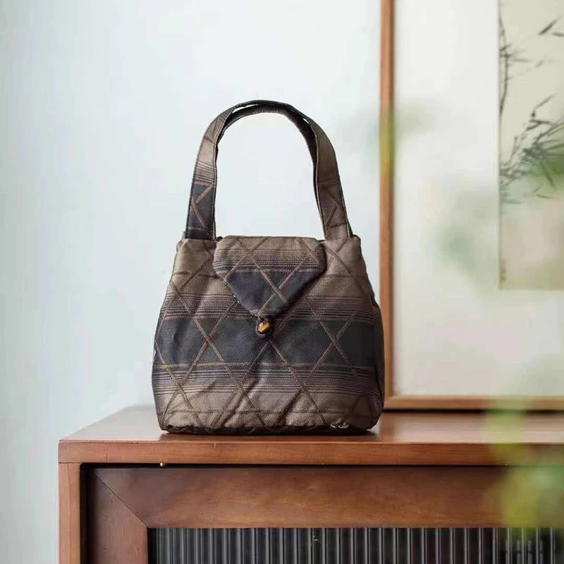 山园小梅旅行袋 两用 内有夹棉隔层 一壶四杯 便携 西阵织工艺