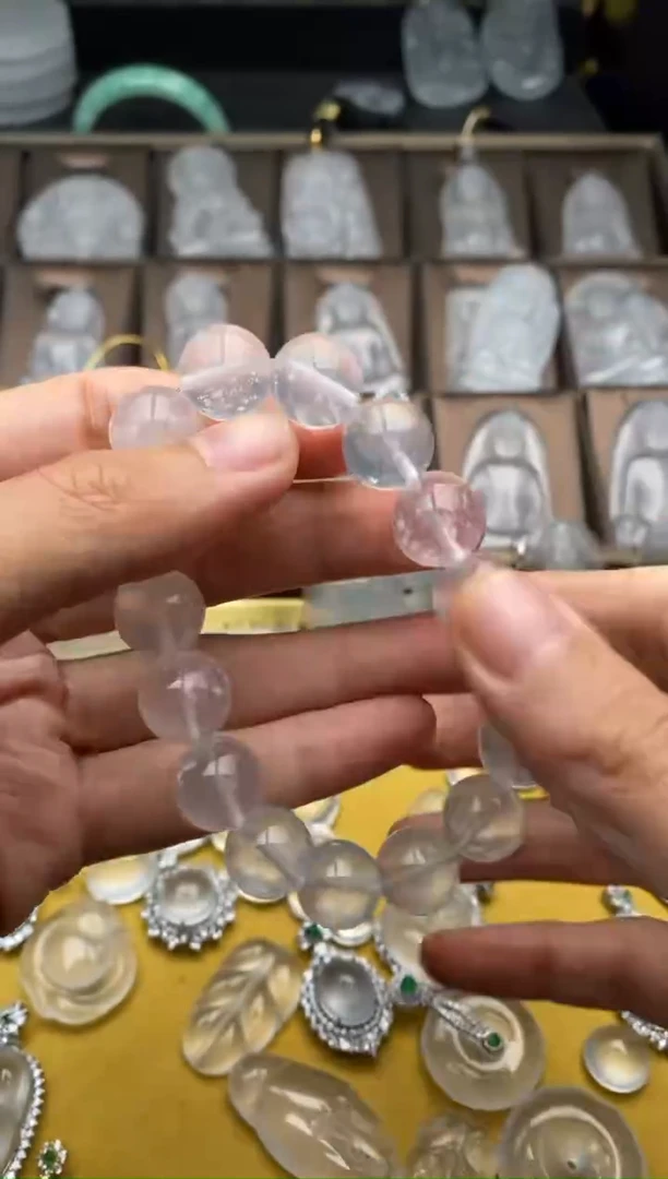 【闪购商品】石英质玉手串未镶嵌13