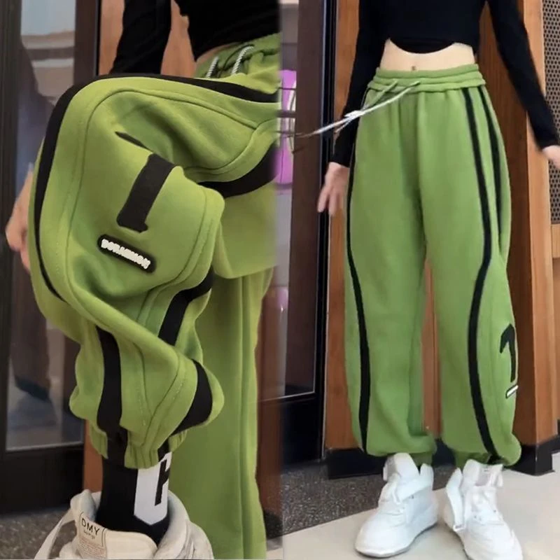 超大码300斤胖m秋冬重工刺绣卫裤女加绒加厚时髦束脚运动哈伦裤潮