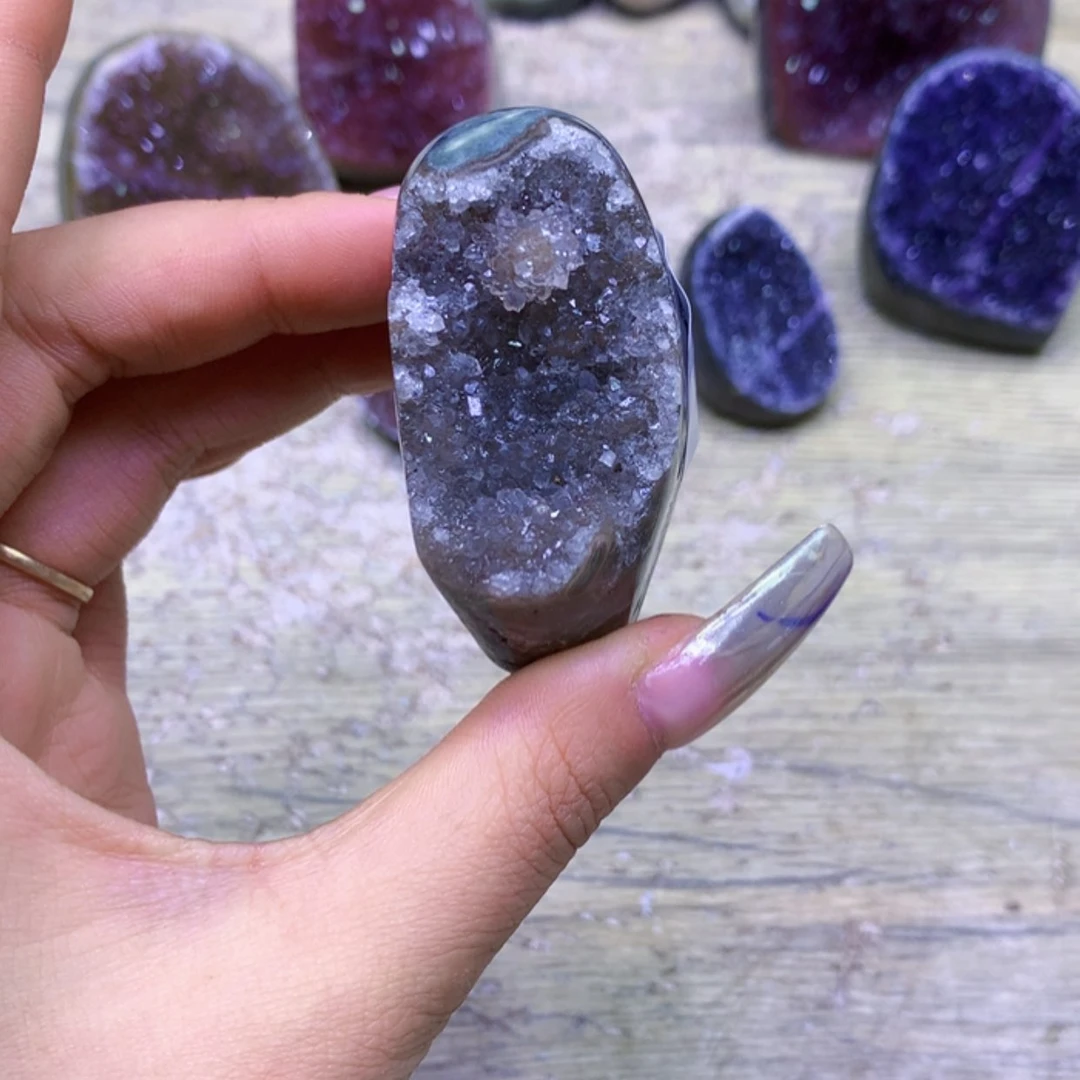 【闪购商品】紫晶大型摆件（非配饰）未镶嵌黑**恋