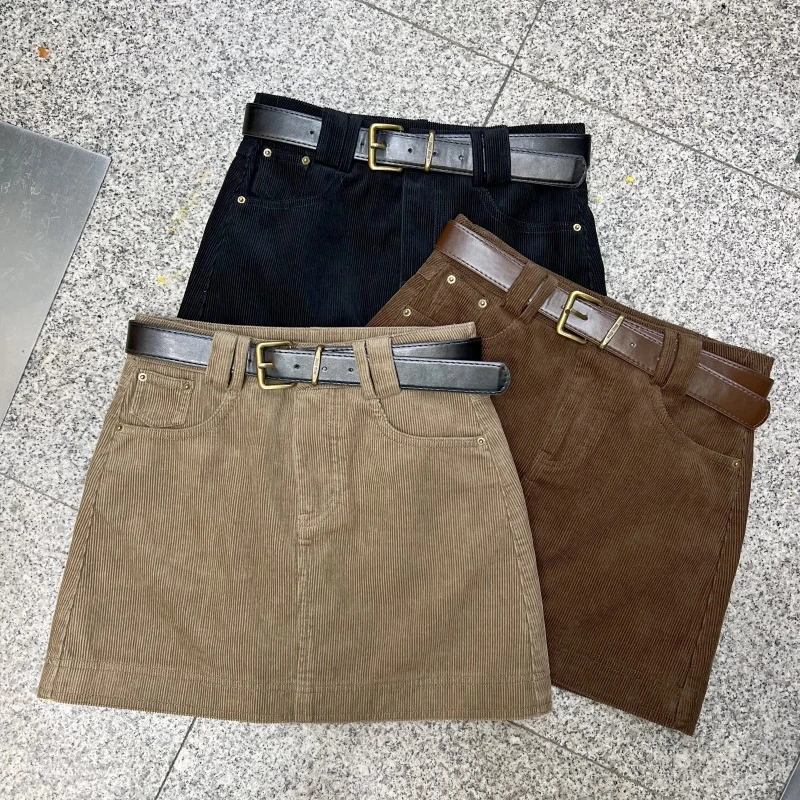 秋冬季咖色半身裙女灯芯绒短裙大码胖mm百搭显瘦高腰a字包臀裙子