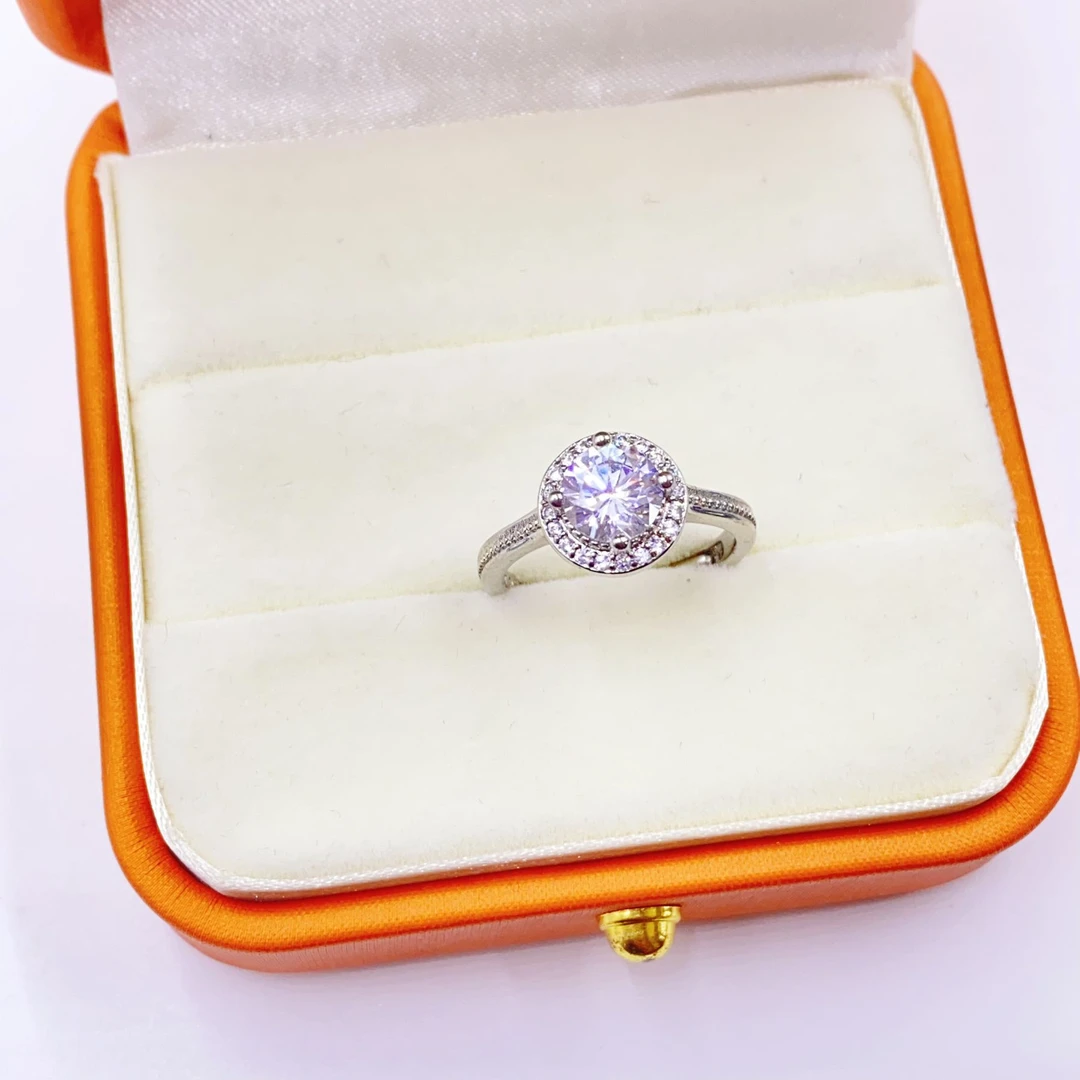 1178  精美 四爪镶嵌白色开口戒指多样性发货