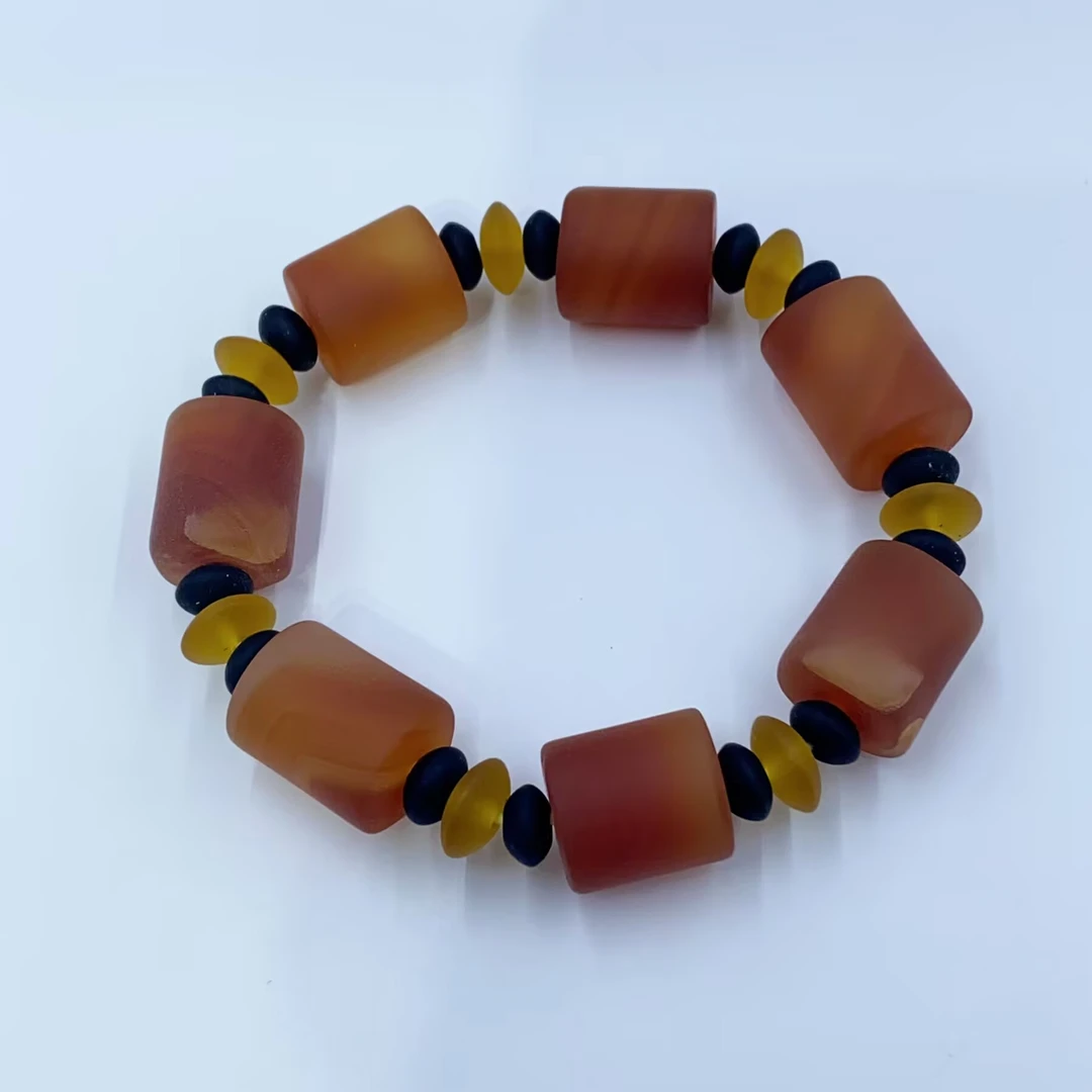 1566 时尚百搭浅棕色桶珠手串多样性发货