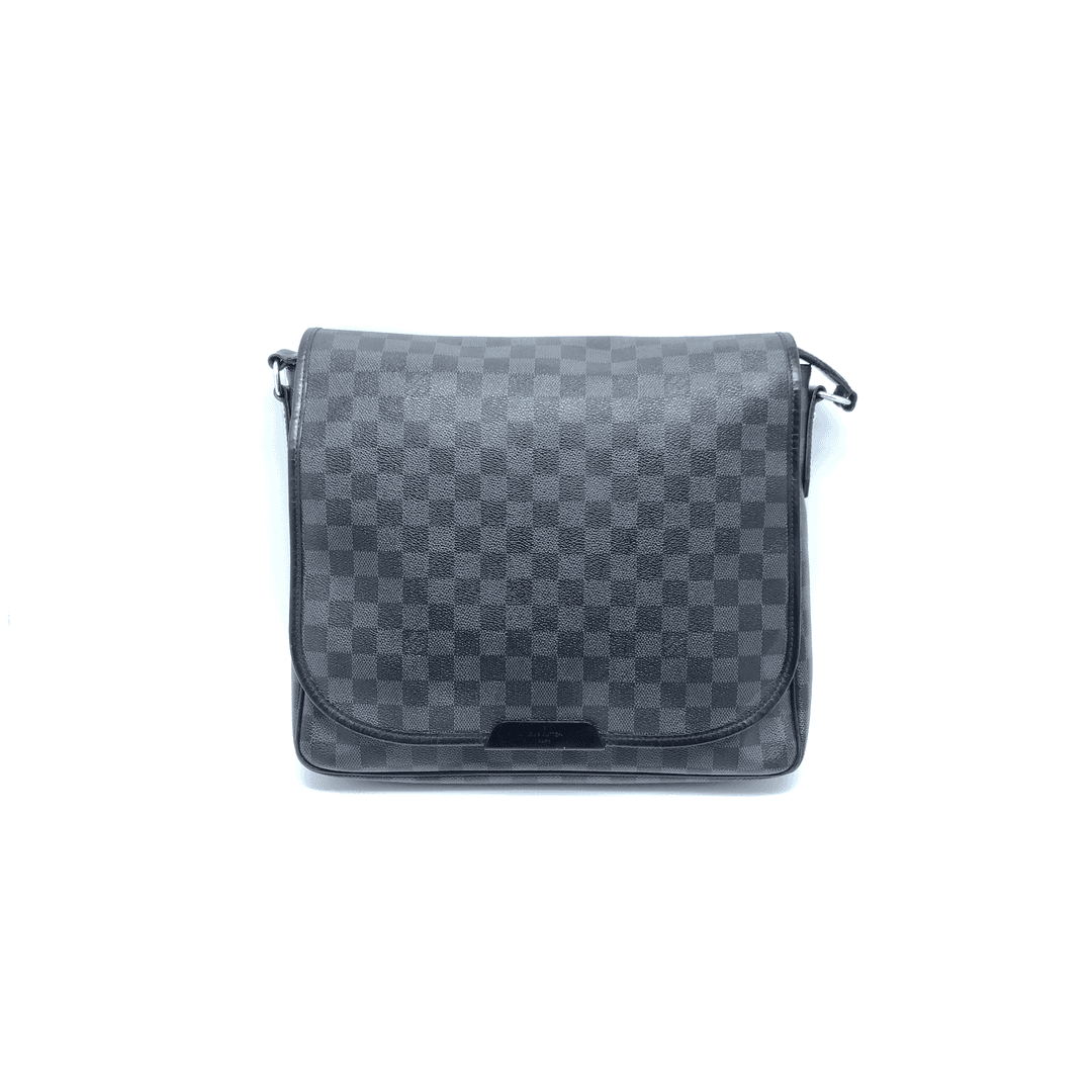 95新 LouisVuitton/路易威登 黑棋盘格单肩包/3528号