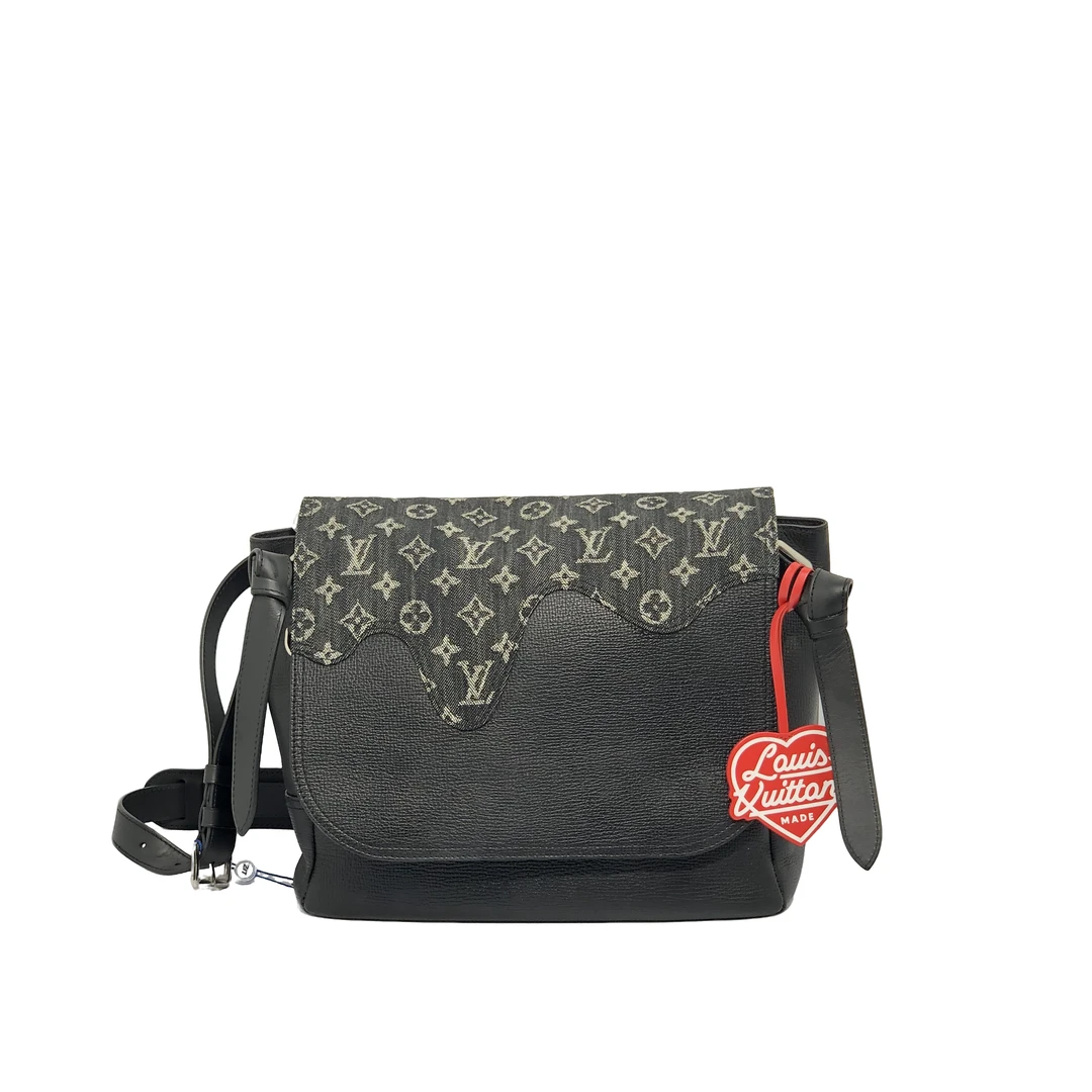 99新 LouisVuitton/路易威登 翻盖邮差包/3164号男士黑色经典单肩