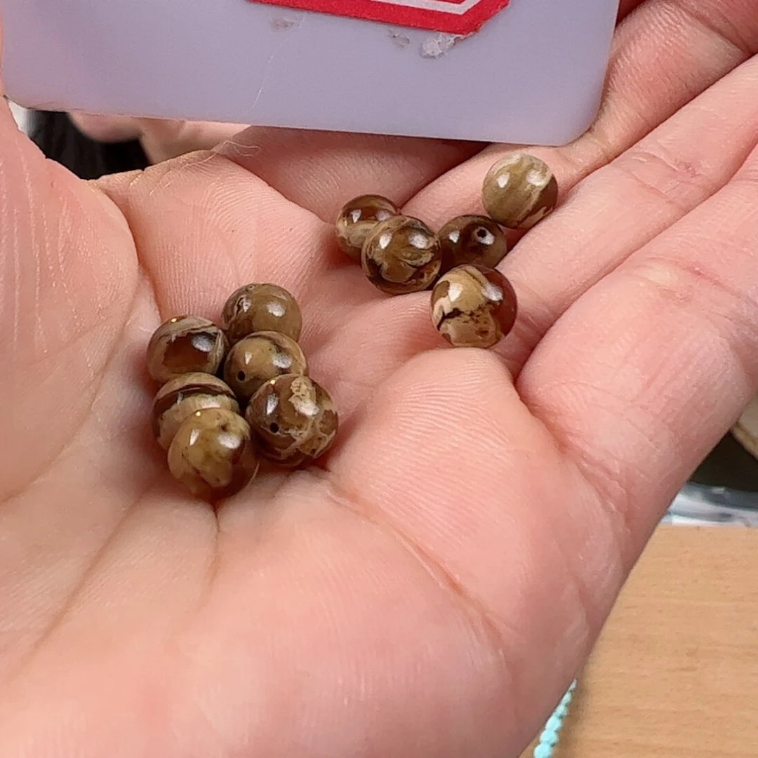 【闪购商品】琥珀裸石未镶嵌多样性发货