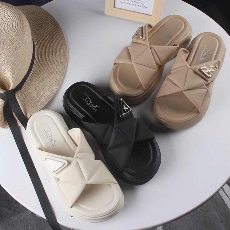 交叉带厚底凉拖鞋女夏季外穿新款一字拖时尚平底沙滩休闲简约大气