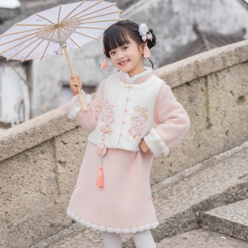 西子问【芙昕】汉服女童冬款加厚童装古风汉元素套装