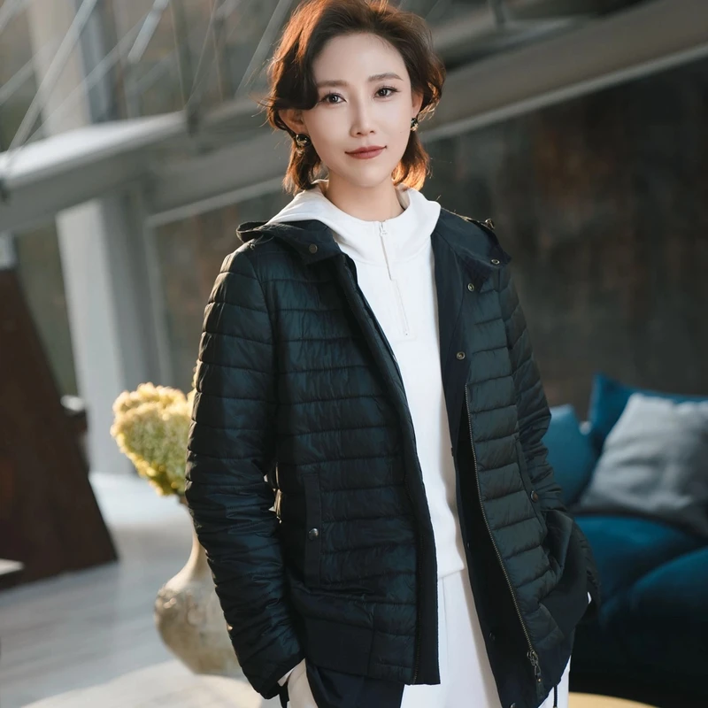 阿玛施 新品百搭短款时尚休闲女士修身加厚黑色连帽棉服5400835