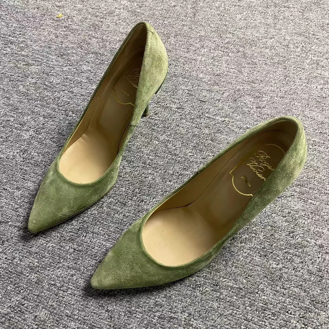 95新 Roger Vivier/罗杰·维威耶 女鞋折扣绿色尖头高跟鞋35码1398
