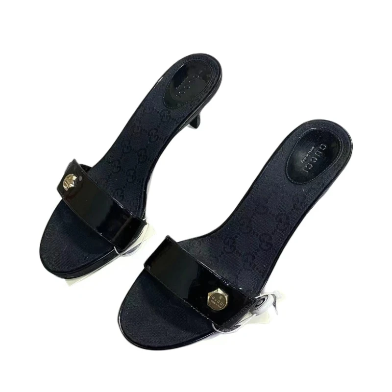 99新 GUCCI/古驰 女鞋折扣 黑色时尚满印低跟露趾凉拖37.5码 351