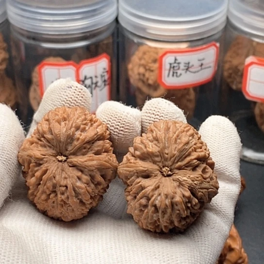 文玩核桃把件菩*大蒜头36