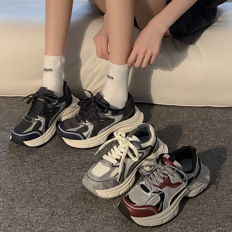 贾不假休闲老爹鞋女款秋冬2024新款百搭厚底鞋子小众轻便运动鞋