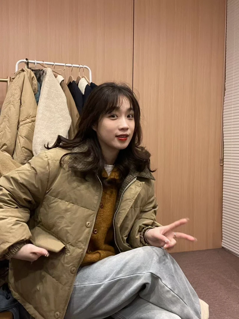 Sevbasks 七七家韩版 20241127 拼接格子卡咖色棉感设计羽绒服