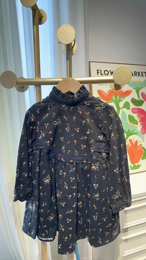 3396/C7-4/E./女童春秋长袖小碎花连衣裙/黑/微瑕