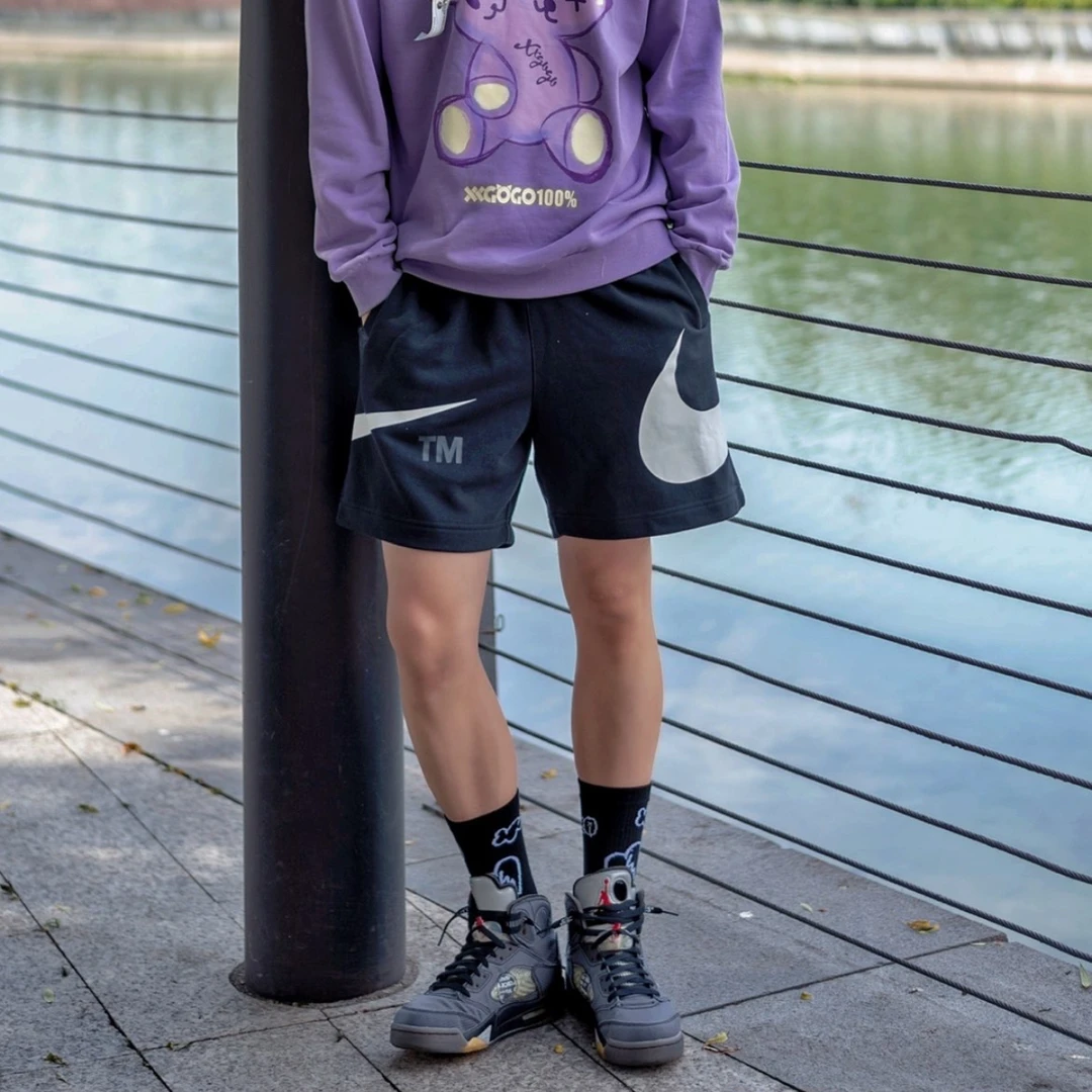 Nike/耐克 SWOOSH 断勾解构 男子针织休闲运动五分短裤DD5998-010