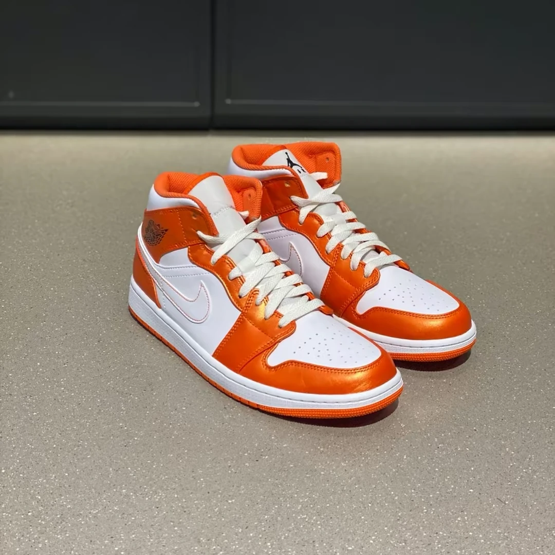 耐克男鞋 AJ1 Mid Se AJ1 白橙男小扣碎中帮休闲篮球鞋DM3531-800