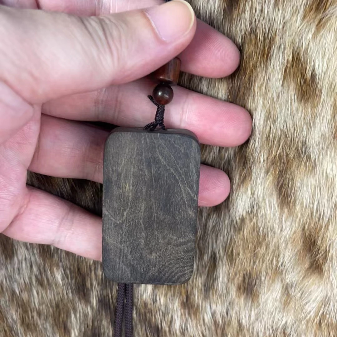 4.9✖️2.9 无事牌   巴布亚贡木天然复古原木雕刻文玩