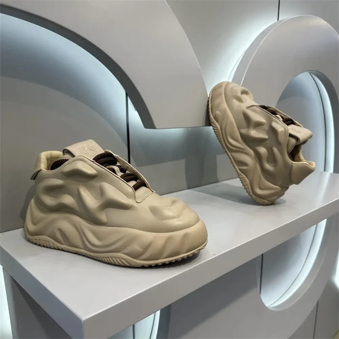 男鞋秋冬款潮鞋加绒保暖皮面老爹鞋厚底设计感板鞋百搭休闲运动鞋