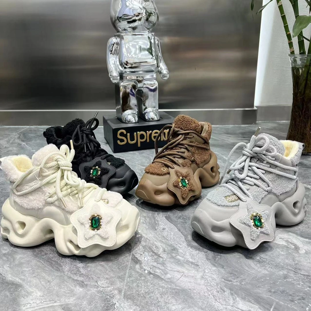 3939-1广州欧货椰子高帮羊羔毛星星图案时尚加绒老爹鞋