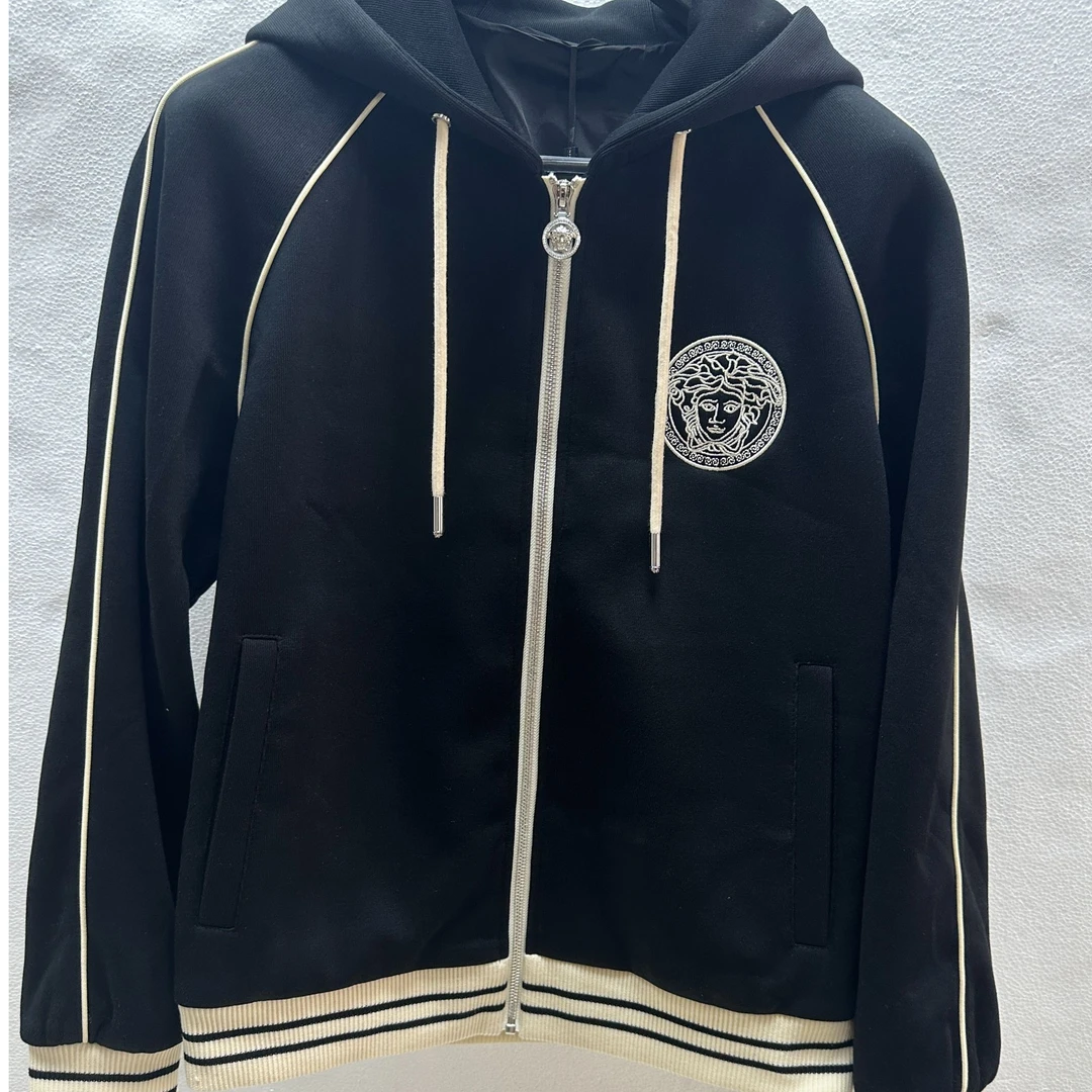 VERSTUE LEKFEN/瓦萨琪勒芬名品店经典运动套装6237557630