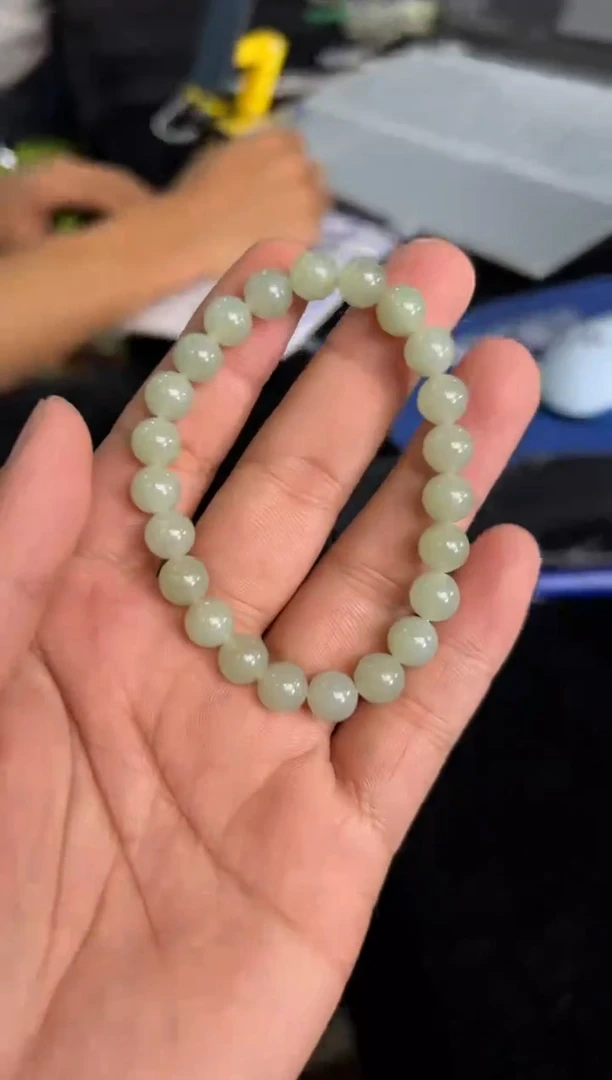 【闪购商品】和田玉手串未镶嵌且末料卡8