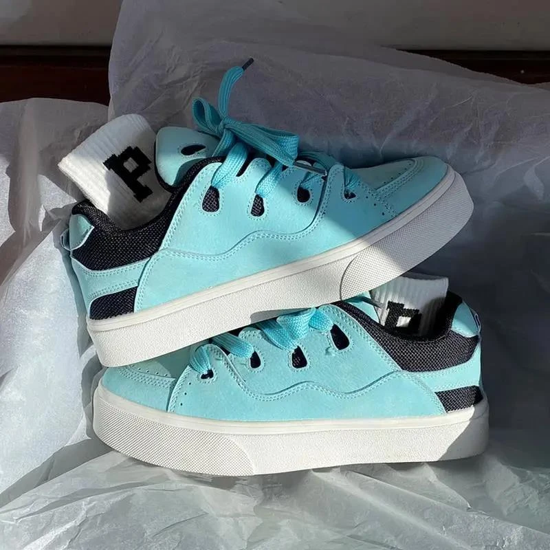 秋冬爆款湖水蓝小众情侣面包鞋女学生超火百搭低帮运动休闲滑板鞋