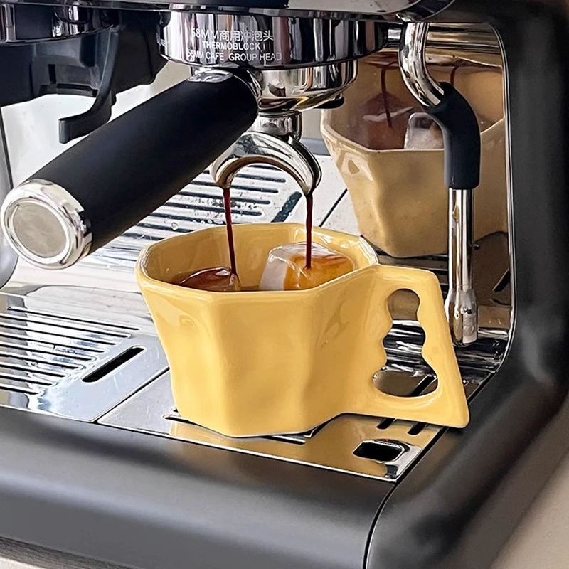 原创小众陶瓷八角咖啡杯不规则陶瓷马克咖啡杯子耐高温釉下彩