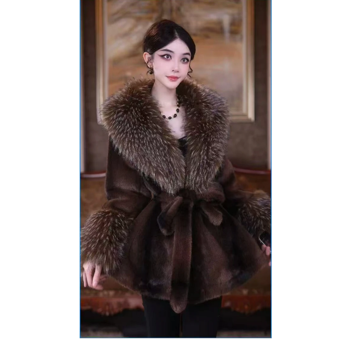 法式高奢气质秋冬新款咖啡色短款大毛领毛毛外套