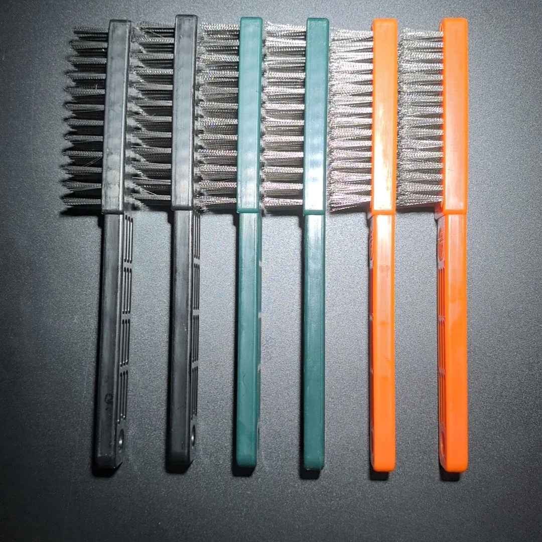 文玩核桃打底钢丝刷