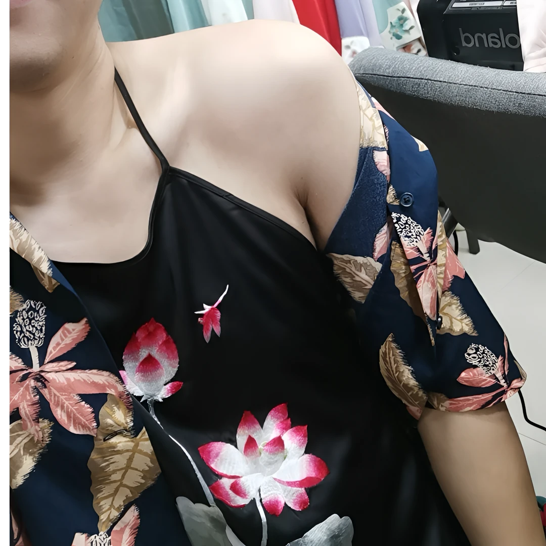 香槟白成人刺绣肚兜一整套苏绣肚兜丝滑中国风女生古风女