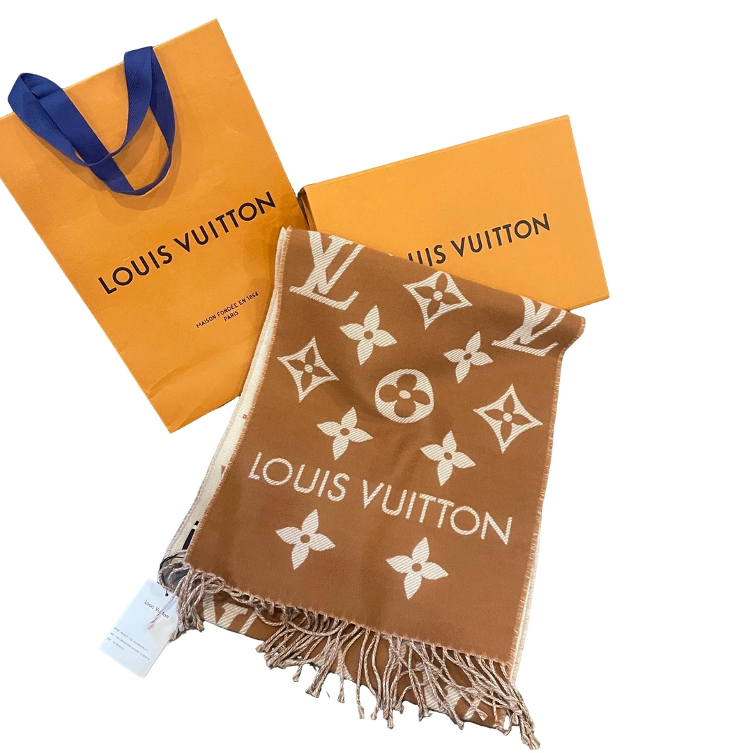 LV  路易威登  双色满印流苏围巾  全新带吊牌  带盒子/袋子
