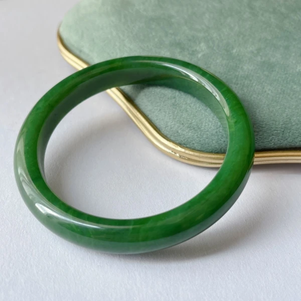 晶雁和田玉碧玉手镯油润底宽镯女款时尚绿色女士玉镯子