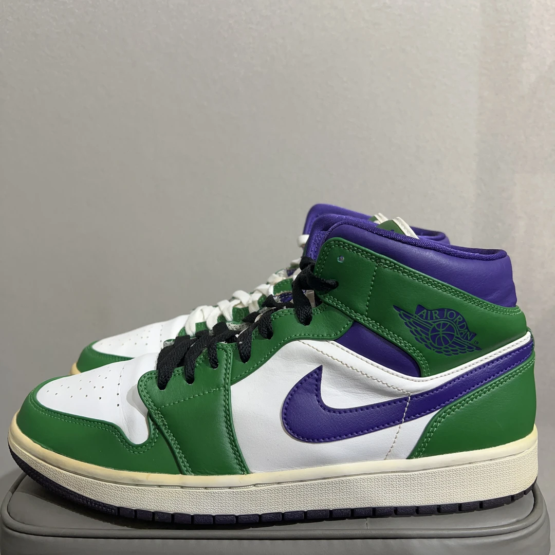 aj1mid绿巨人/44.5码/原价949/售价429