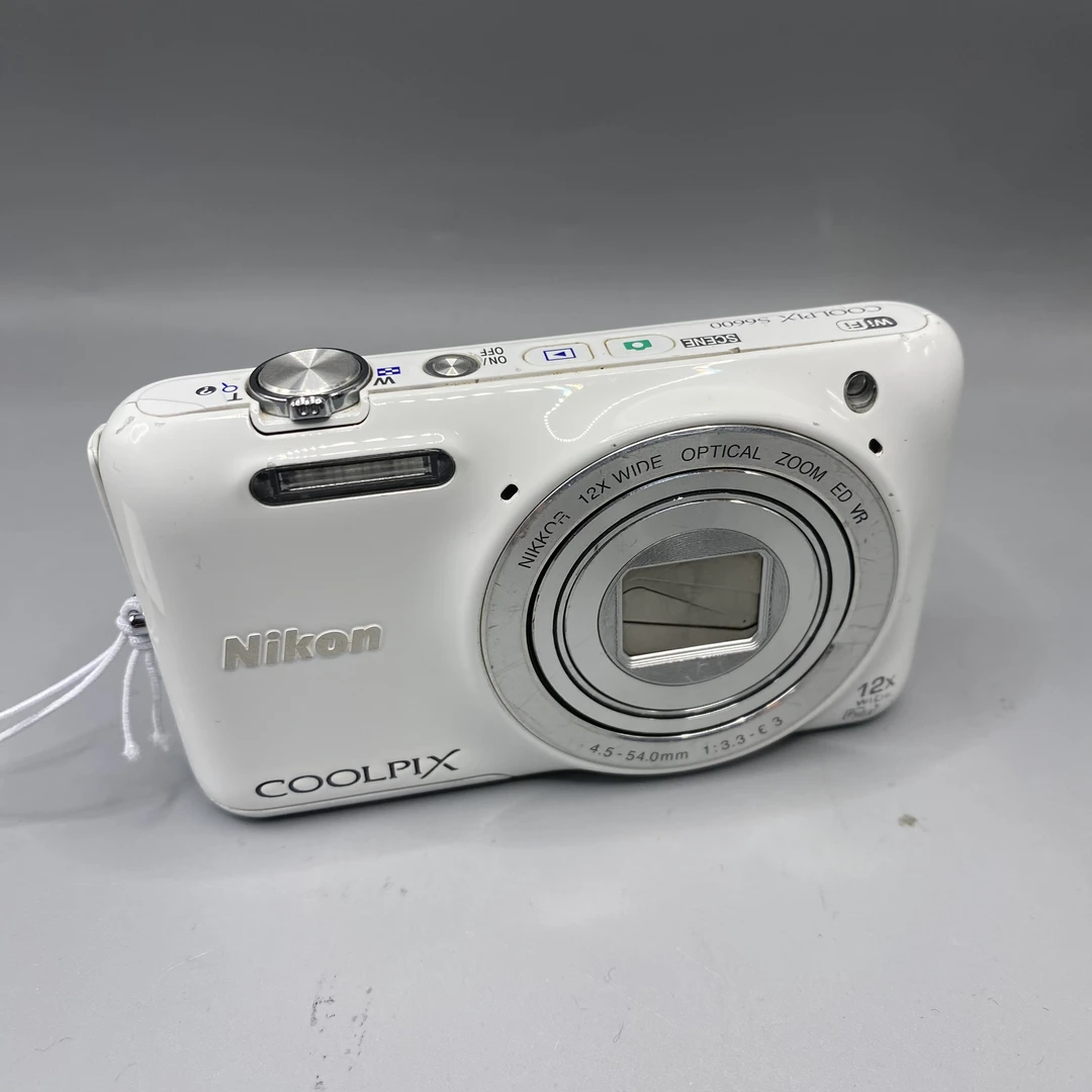 9新 Nikon/尼康 s6600 翻转屏带wifi传图 高颜值机身 无瑕配件齐