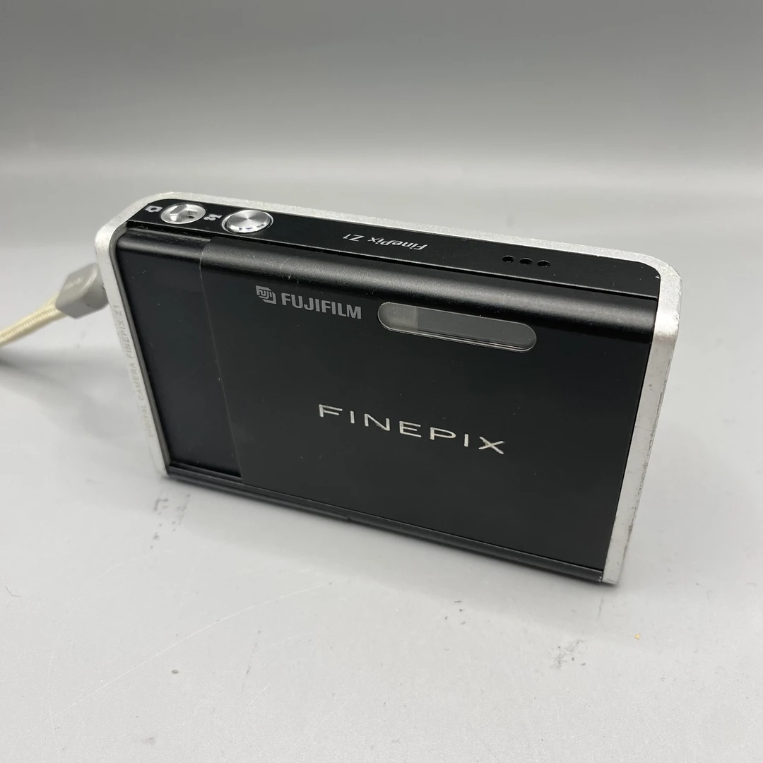 9新 Fujifilm/富士 富士z1 510万像素3倍光学变焦 胶片清透感