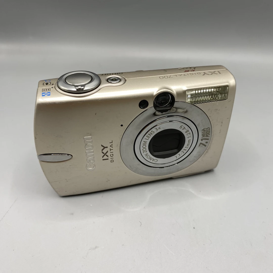 95新 Canon/佳能 佳能ixus750 710万像素3倍光学变焦 冷白皮