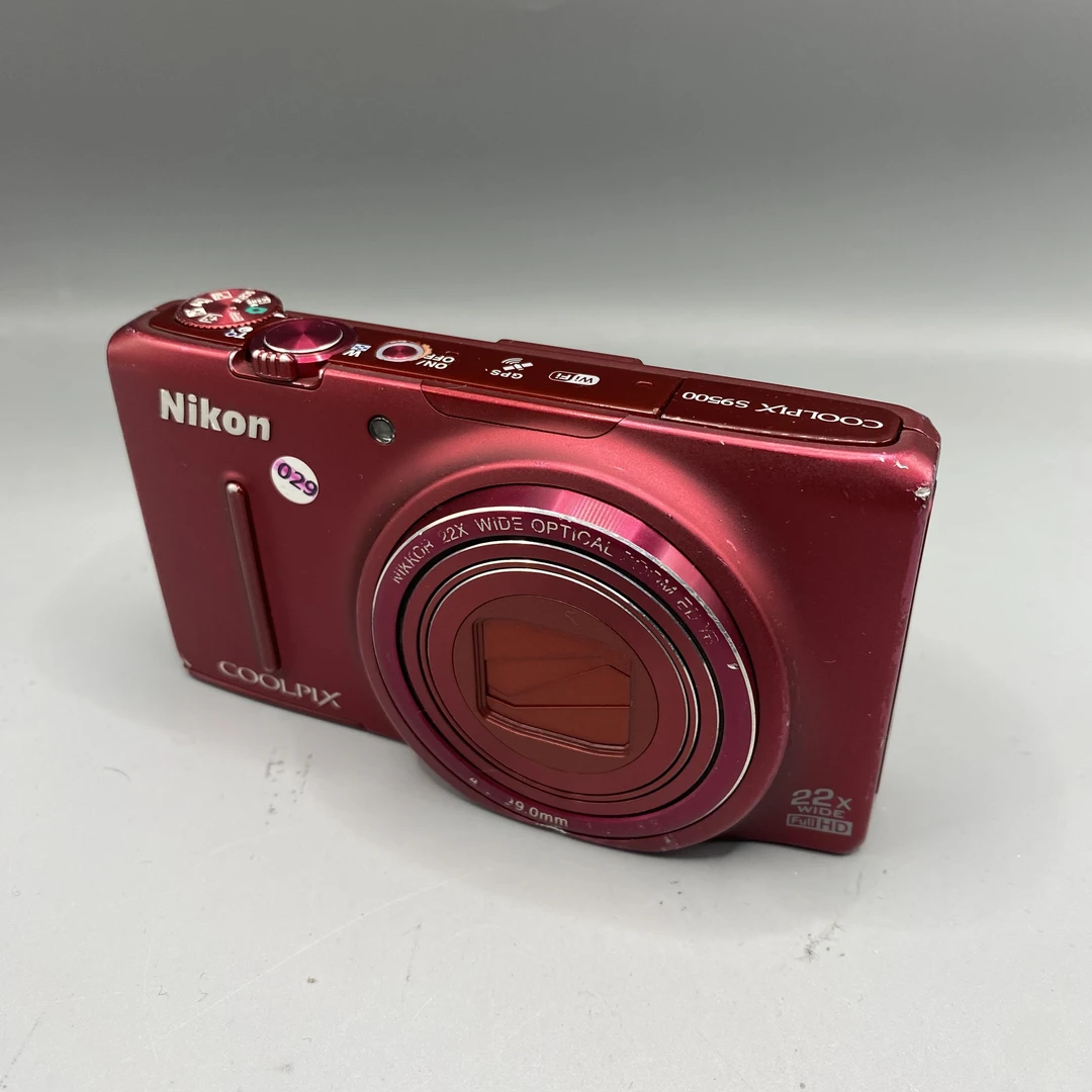 9新 Nikon/尼康 尼康s9500 1800万像素22倍光学变焦 wifi传图