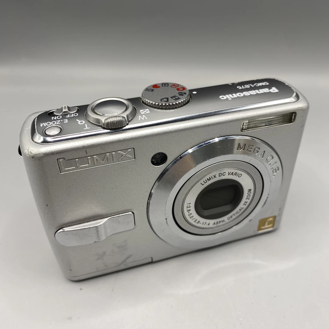 95新 Panasonic/松下 松下ls75 720万像素3倍光学变焦 复古胶片