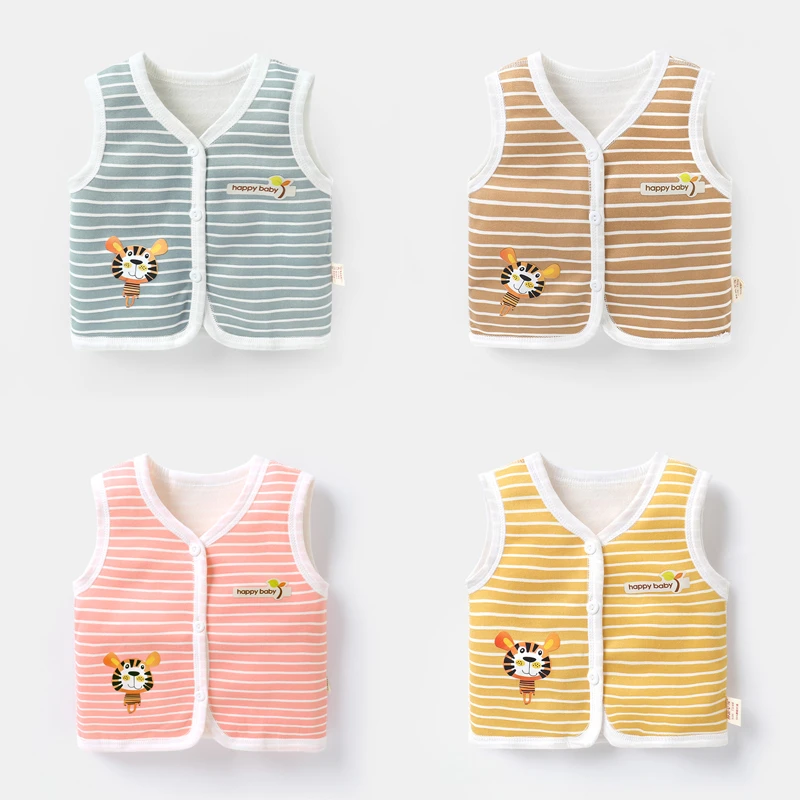 儿童马甲一件，颜色随机，73-100，尺码备注留言