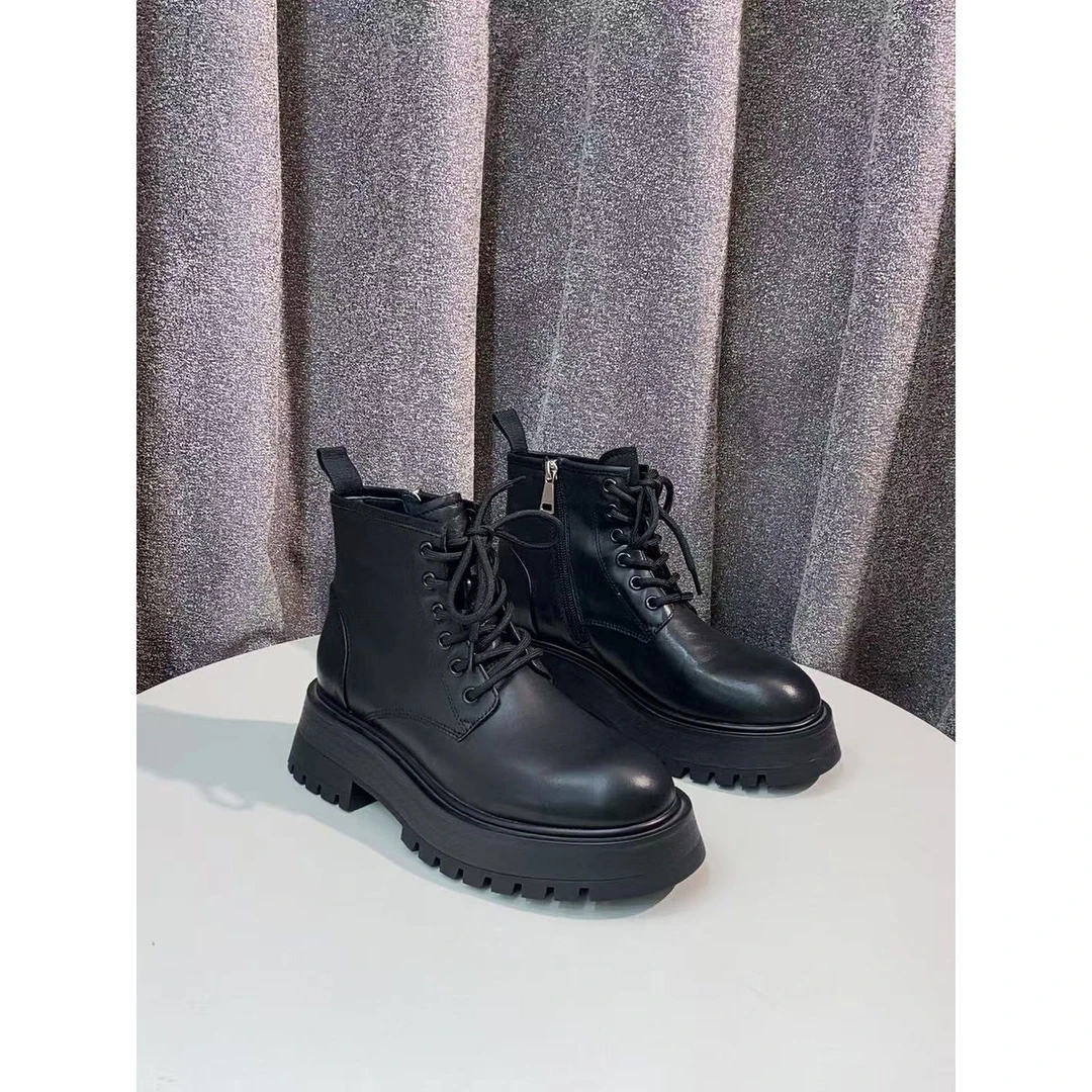 C1441 黑色 高端超轻厚底圆头真皮短靴 马丁靴