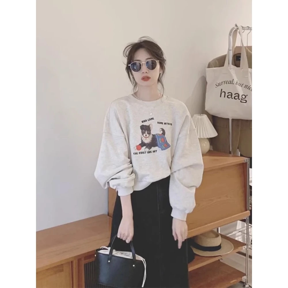 灰色小狗印花圆领卫衣小个子短款春秋正肩2025新款女爆款无帽上衣