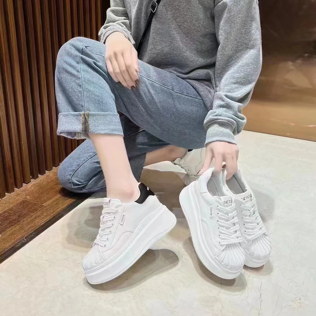 专柜正品195590新款真皮牛皮经典贝壳圆头舒适厚底麦昆小白鞋女