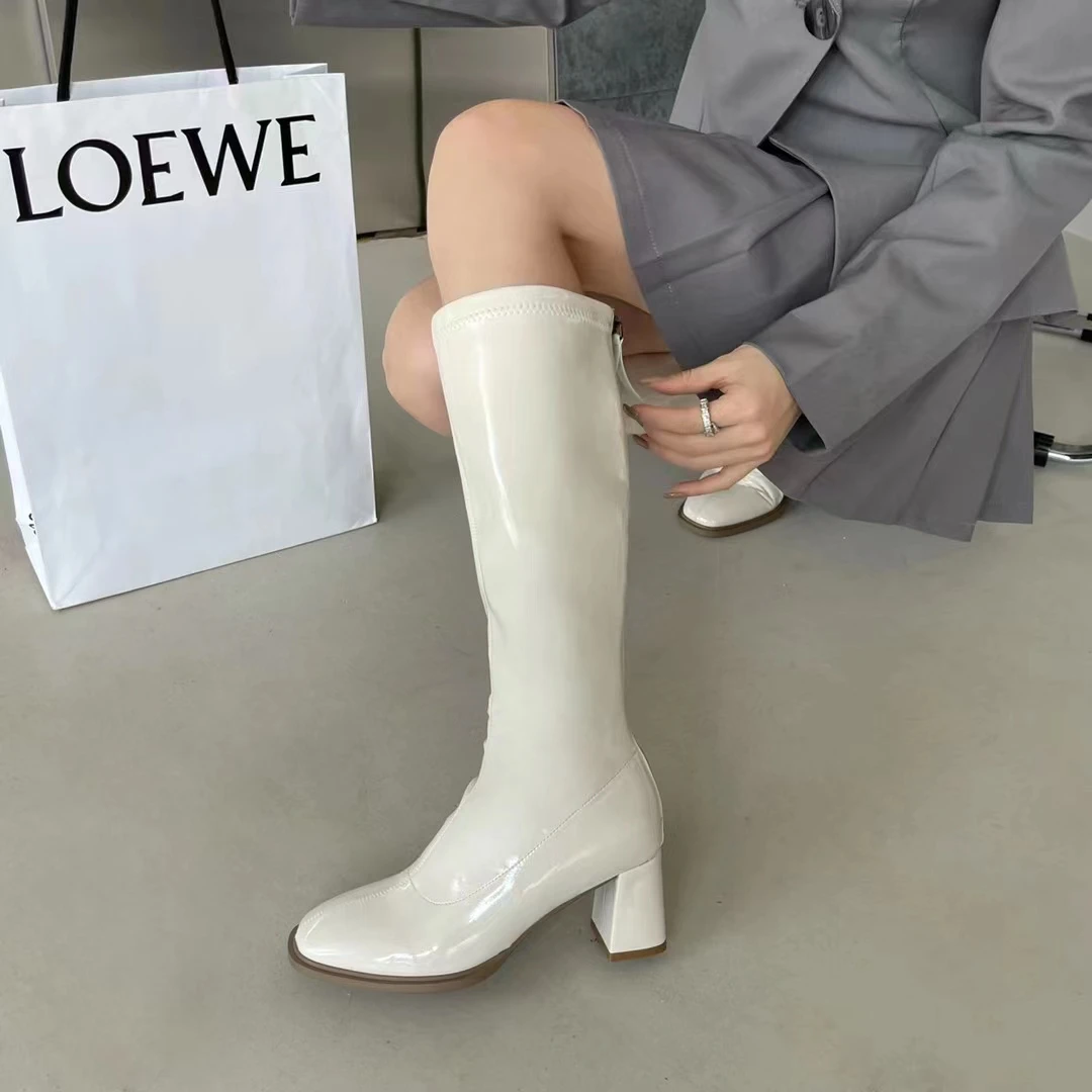 朱朱姐秋冬新款161801白色长筒骑士靴不过膝漆皮粗高跟长靴时尚