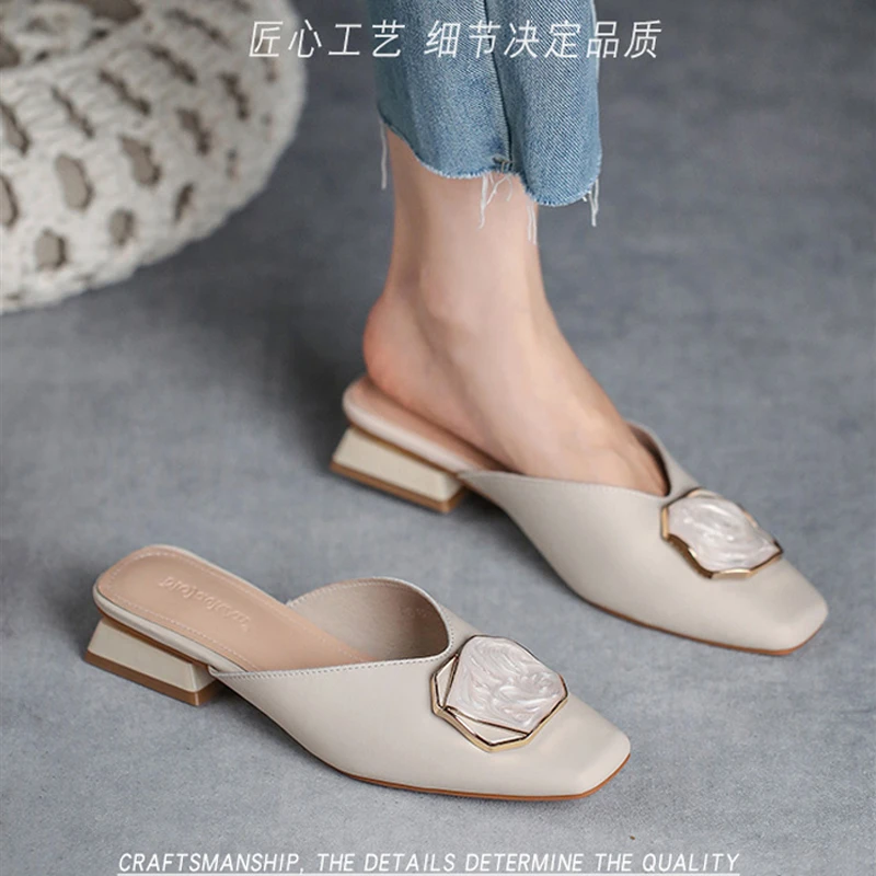 软皮法式包头半拖鞋女夏外穿凉拖鞋2025年新款网红百搭粗跟穆勒鞋