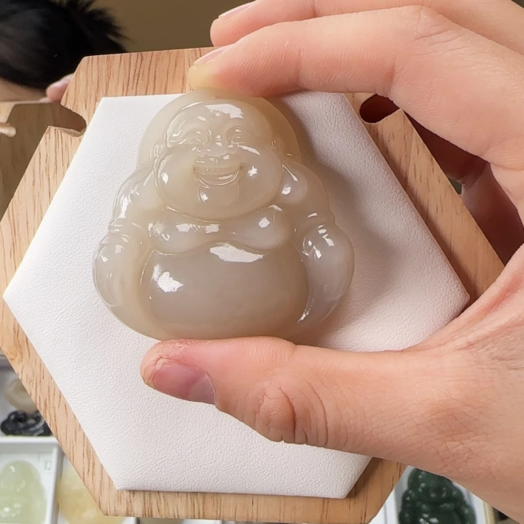 【闪购商品】和田玉颈饰未镶嵌雨**虹