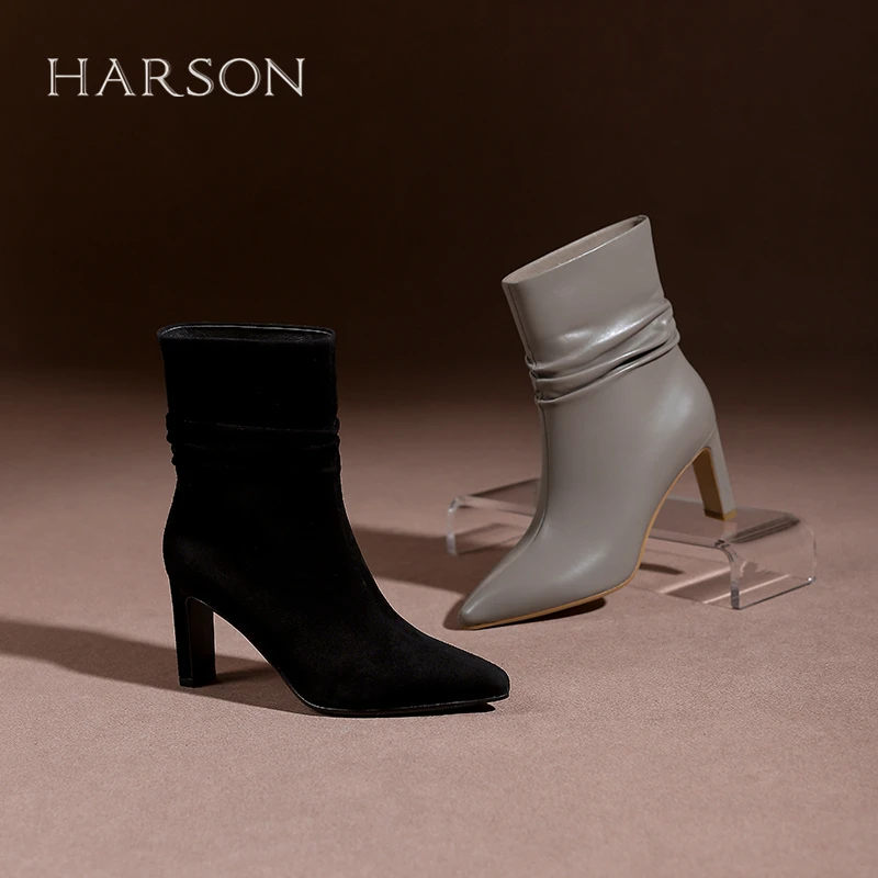 HARSON哈森24冬季新品尖头粗高跟皱筒中筒靴HA247168