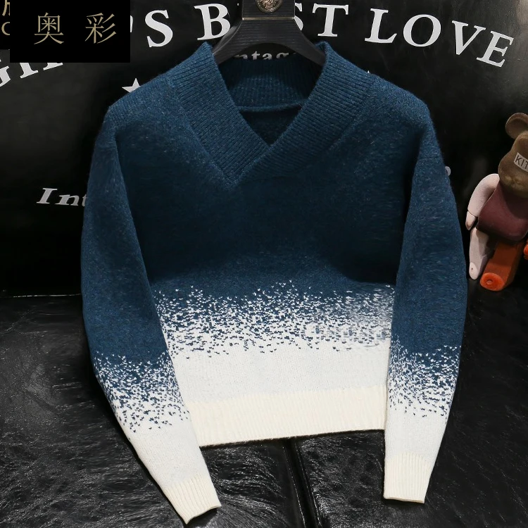 欧洲站潮流打底针织衫潮牌渐变毛衣男士秋冬季保暖帅气V领内搭潮